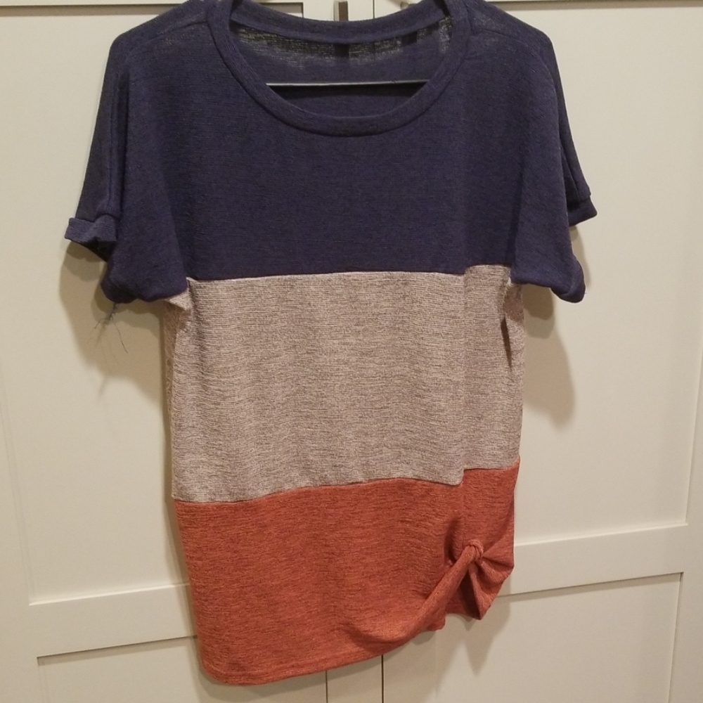 Twist front top